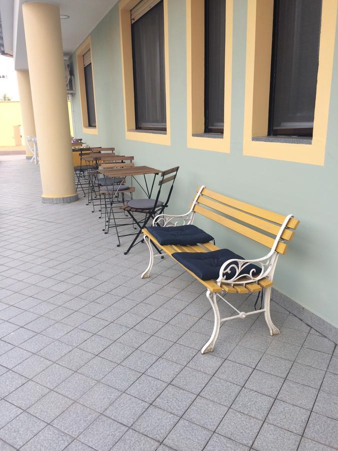 Appartahotel Beinasco Exteriör bild